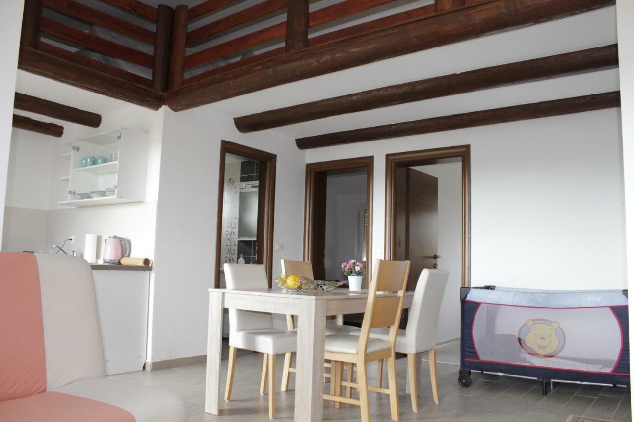 Apartmani Neja บาร์บินเย ภายนอก รูปภาพ